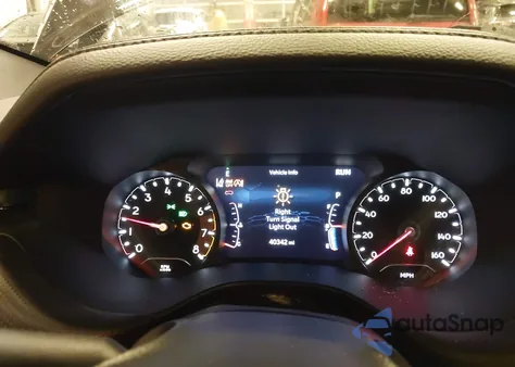 2024 Jeep Compass Trailhawk 4X4 z USA, uszkodzony, nr VIN 3C4NJDDNXRT585198